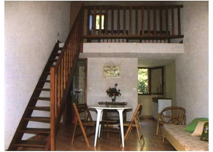 Domaine De L'avidanella アパート *